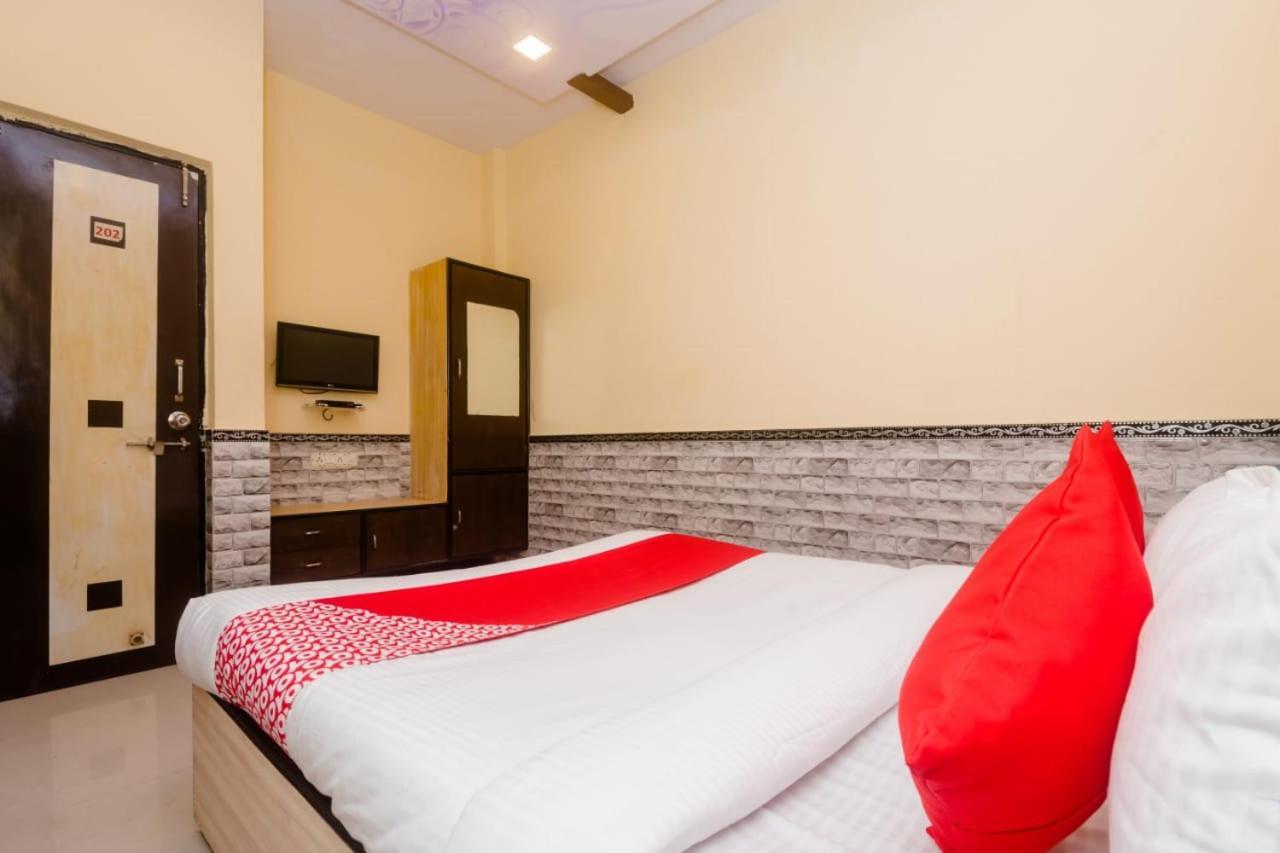 Hotel Nivara نافي مومباي المظهر الخارجي الصورة